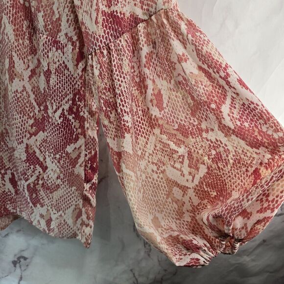 CAbi Shirt Womens Small Blouse Pink Balloon Button Up Bethany Snakeskin 5708 - Picture 5 of 12